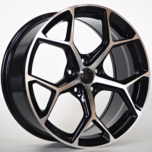 Ratlankis Dante 8X18 5X112 ET42 66,45 BFM – tootefoto